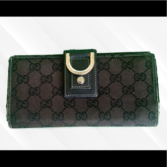 Gucci Handbags - Gucci Long Wallet